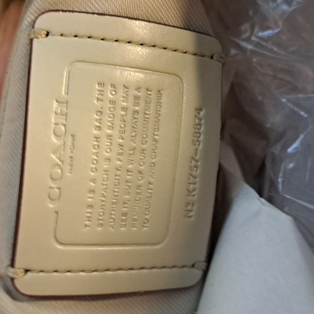 Coach Prairie Soft Seafoam Green Pebble Leather Satchel/Crossbody Like New - Picture 11 of 11